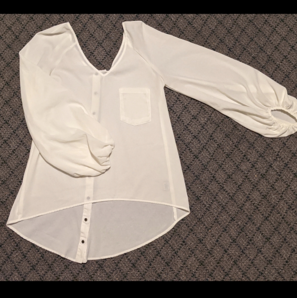 High Low sheer white blouse used no tag sz sm